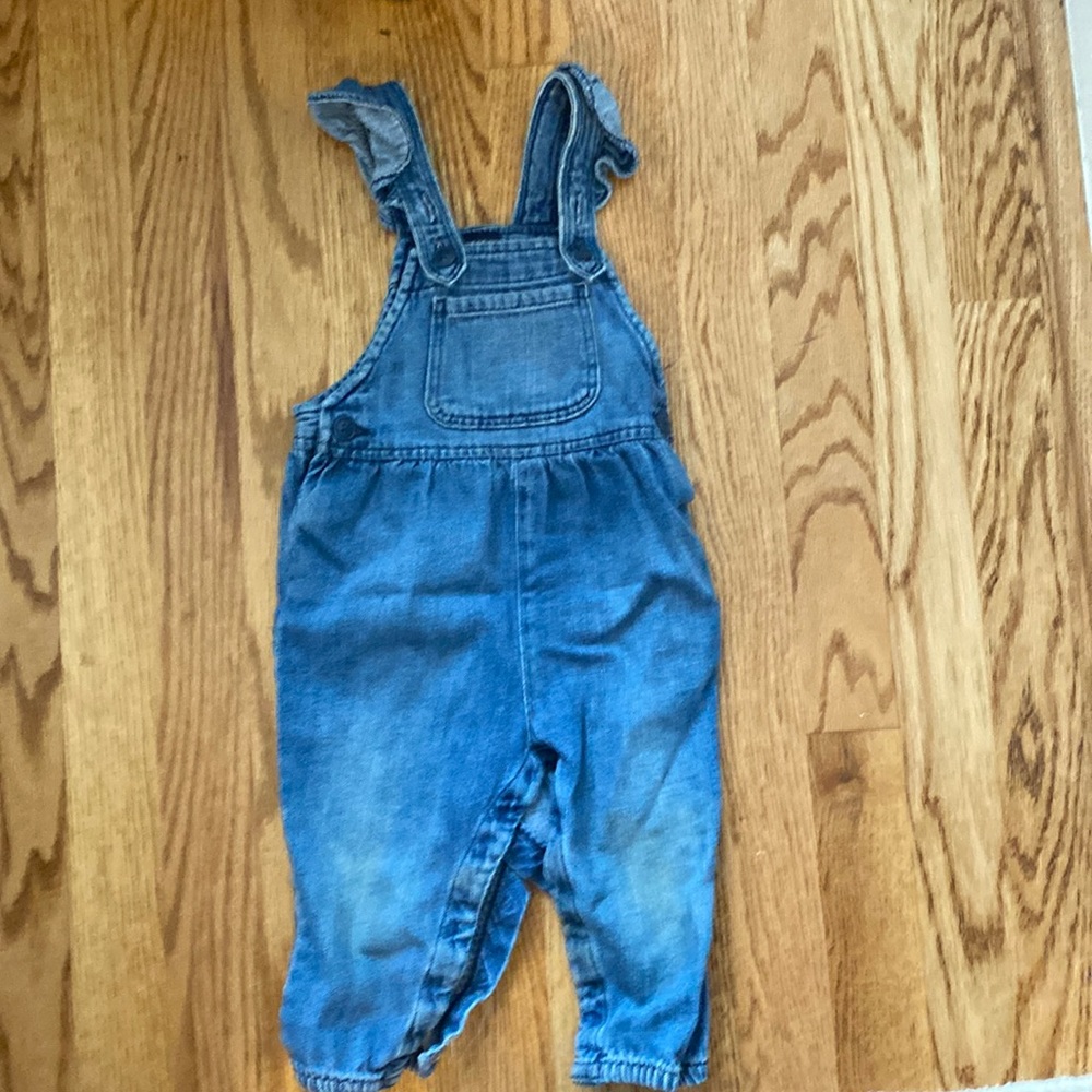 Gap baby girl ruffle strap overalls size 12-18